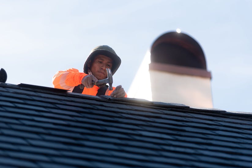 Cannon roofer with hammer